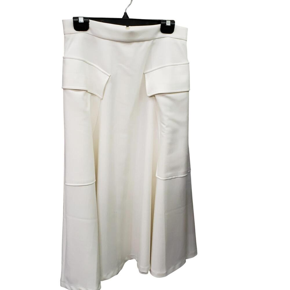 NEW MIGNON DOO women's cargo pocket skirt in white